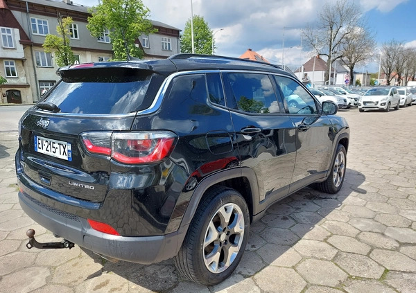 Jeep Compass cena 65900 przebieg: 171000, rok produkcji 2018 z Sanok małe 352